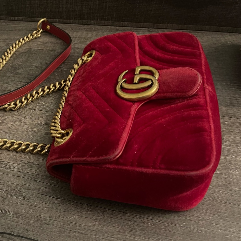 Gucci Mini bag with heart detail